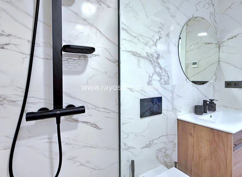2 Zimmer Penthouse zu verkaufen in Orihuela Costa - 379.000 € (Ref: 9914689)