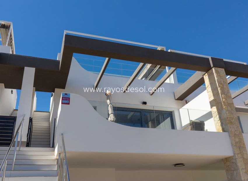 2 chambre Penthouse à vendre à Orihuela Costa - 349 900 € (Ref: 9914689)