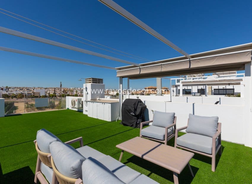 2 chambre Penthouse à vendre à Orihuela Costa - 349 900 € (Ref: 9914689)