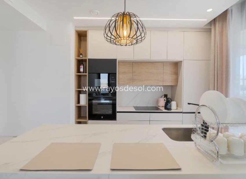 2 bedroom Apartment for sale in Murcia city with pool - € 285,000 (Ref: 9918644)