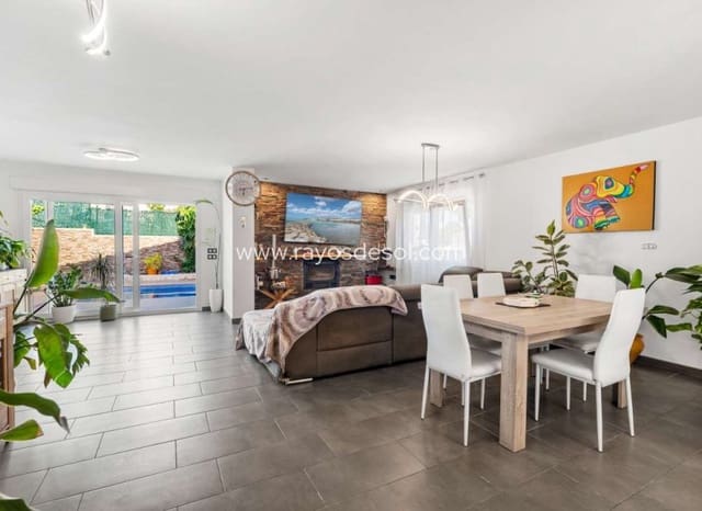 4 makuuhuone Huvila myytävänä paikassa Calpe / Calp - 850 000 € (Ref: 9920696)