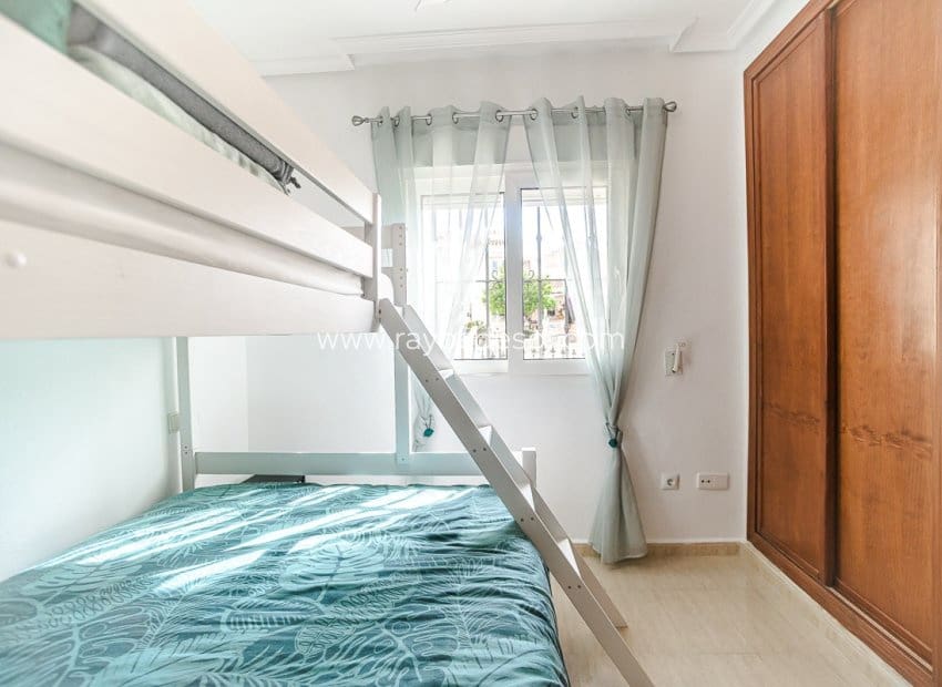 2 quarto Apartamento para venda em Orihuela Costa com piscina - 189 500 € (Ref: 9920697)