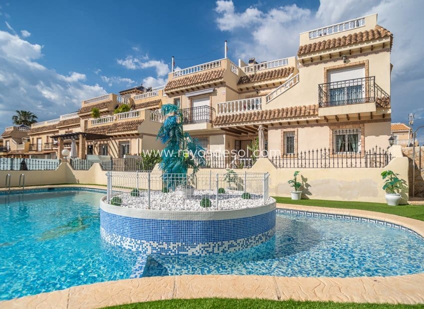 2 quarto Apartamento para venda em Orihuela Costa com piscina - 189 500 € (Ref: 9920697)