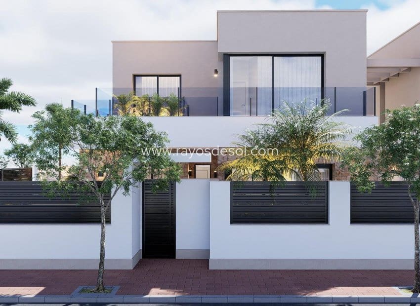 4 bedroom Villa for sale in San Pedro del Pinatar with pool - € 899,000 (Ref: 9920698)