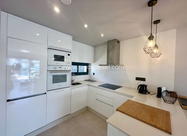 3 chambre Penthouse à vendre à El Raso, Guardamar del Segura avec piscine - 299 995 € (Ref: 9922900)