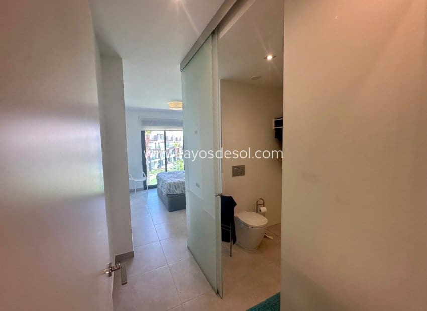 3 chambre Penthouse à vendre à El Raso avec piscine - 299 995 € (Ref: 9922900)