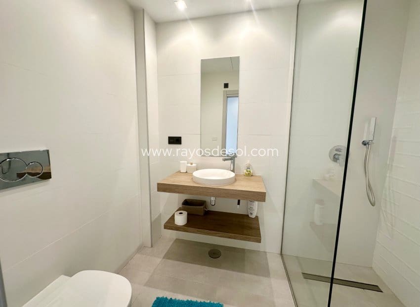 3 chambre Penthouse à vendre à El Raso avec piscine - 299 995 € (Ref: 9922900)