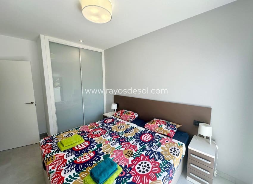 3 chambre Penthouse à vendre à El Raso avec piscine - 299 995 € (Ref: 9922900)