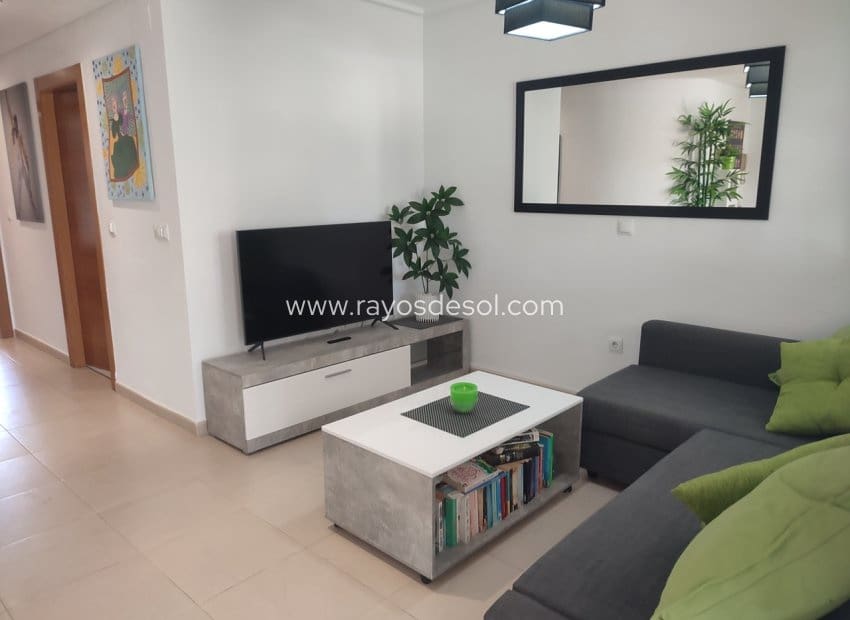 2 Zimmer Apartment zu verkaufen in Hacienda Riquelme mit Pool - 189.995 € (Ref: 9922901)