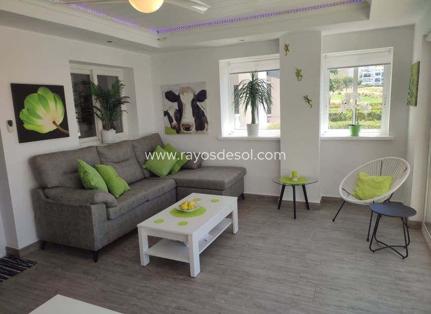 2 Zimmer Apartment zu verkaufen in Hacienda Riquelme mit Pool - 189.995 € (Ref: 9922901)
