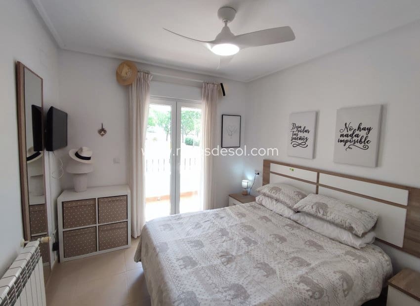 2 Zimmer Apartment zu verkaufen in Hacienda Riquelme mit Pool - 189.995 € (Ref: 9922901)