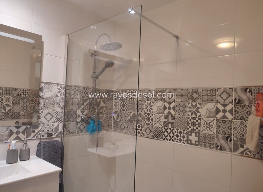 2 Zimmer Apartment zu verkaufen in Hacienda Riquelme mit Pool - 189.995 € (Ref: 9922901)