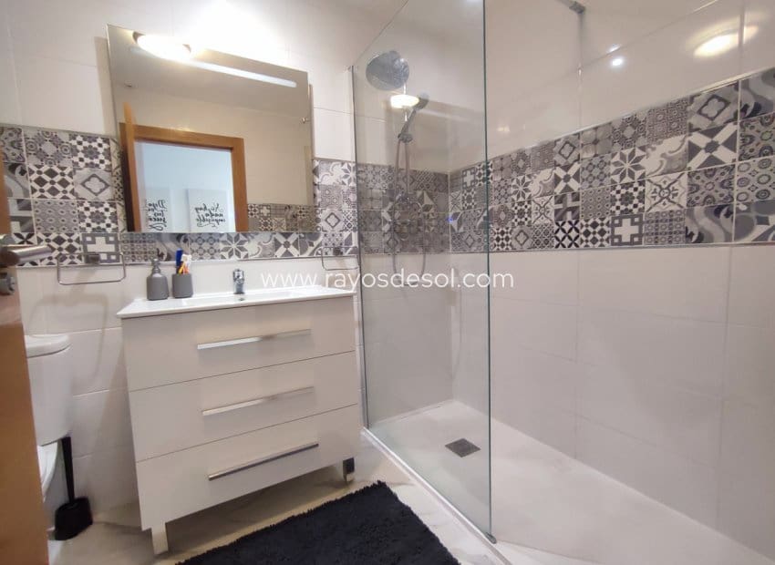 2 bedroom Apartment for sale in Hacienda Riquelme with pool - € 189,995 (Ref: 9922901)