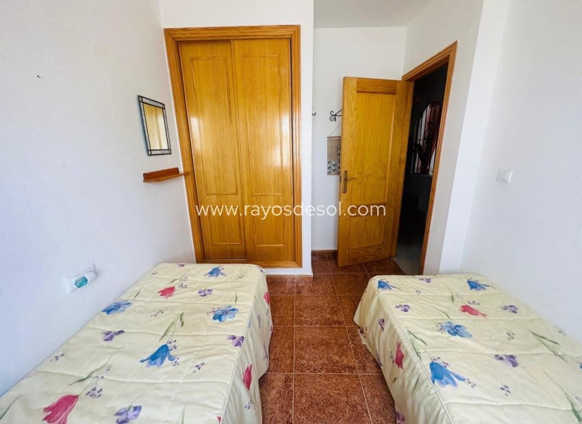 Casa de 3 habitaciones en Vistabella en venta con piscina - 179.000 € (Ref: 9922903)