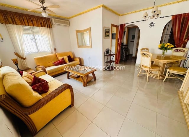 Casa de 3 habitaciones en Vistabella, Orihuela en venta con piscina - 179.000 € (Ref: 9922903)