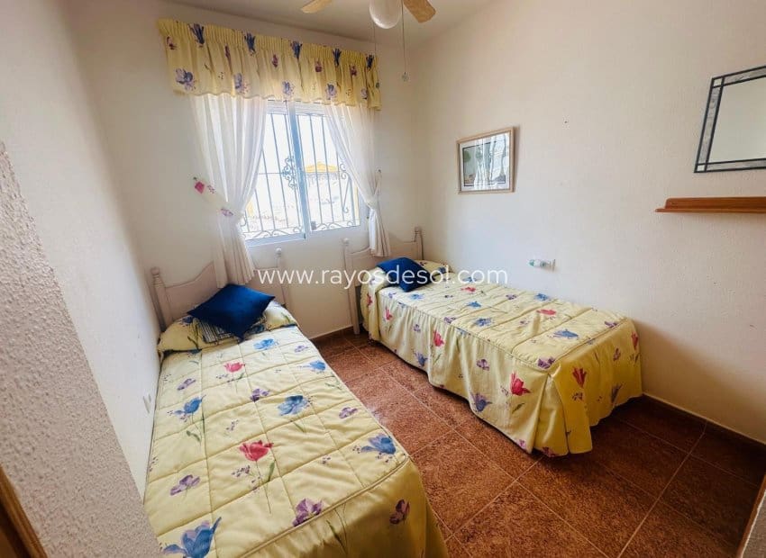Casa de 3 habitaciones en Vistabella en venta con piscina - 179.000 € (Ref: 9922903)