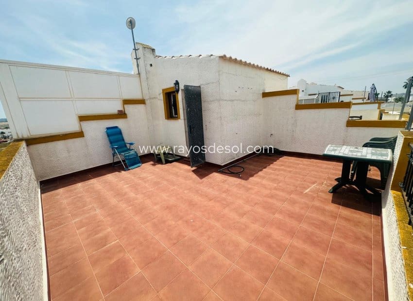 Casa de 3 habitaciones en Vistabella en venta con piscina - 179.000 € (Ref: 9922903)