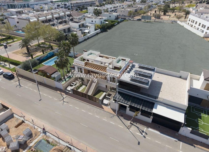 2 sovrum Lägenhet till salu i San Pedro del Pinatar med pool - 299 900 € (Ref: 9928242)