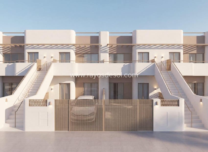 2 soveværelse Lejlighed til salg i Pilar de la Horadada med swimmingpool - € 274.900 (Ref: 9929804)