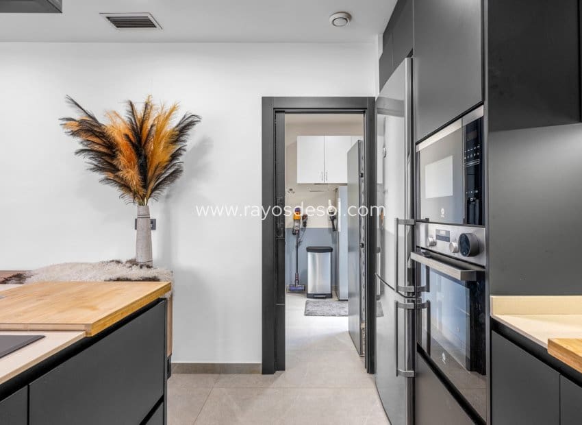 3 sypialnia Willa na sprzedaż w Benijofar z basenem - 699 000 € (Ref: 9929969)