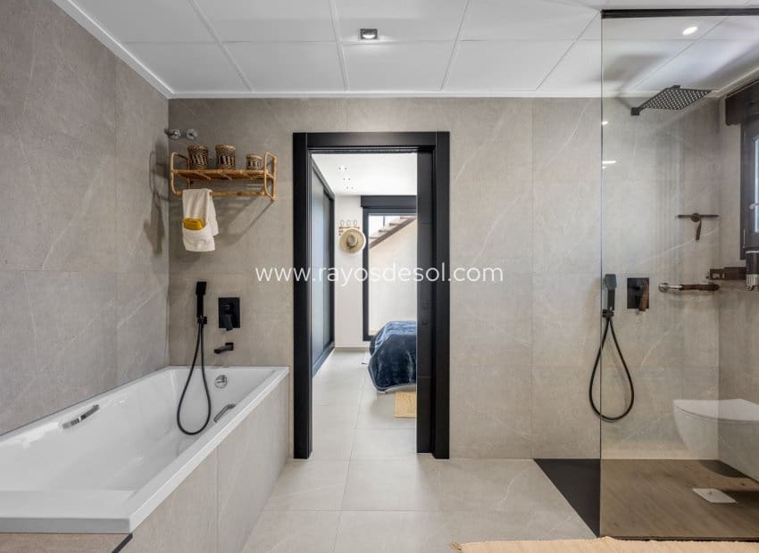3 sypialnia Willa na sprzedaż w Benijofar z basenem - 699 000 € (Ref: 9929969)