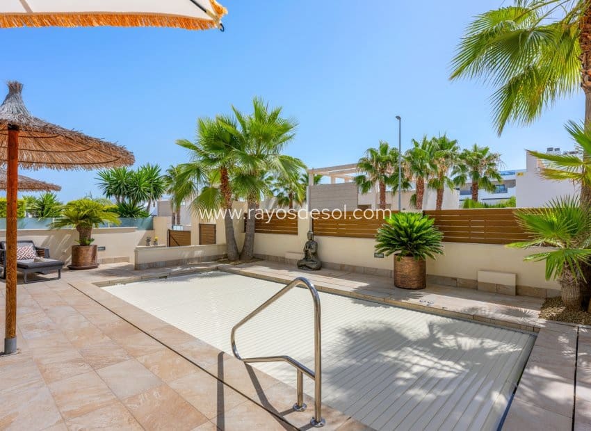 3 sypialnia Willa na sprzedaż w Benijofar z basenem - 699 000 € (Ref: 9929969)