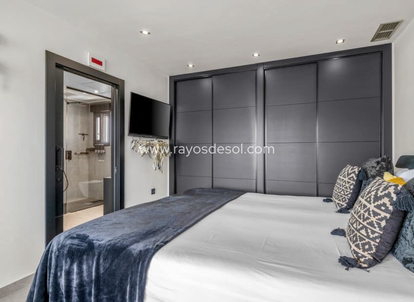 3 sypialnia Willa na sprzedaż w Benijofar z basenem - 699 000 € (Ref: 9929969)