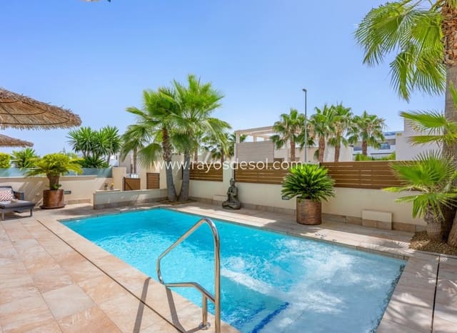 3 chambre Villa/Maison à vendre à Benijófar avec piscine - 699 000 € (Ref: 9929969)