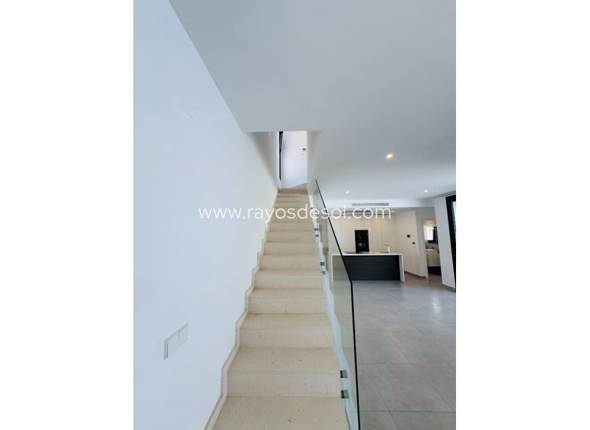 3 Zimmer Villa zu verkaufen in Lo Pagan mit Pool - 550.000 € (Ref: 9935311)