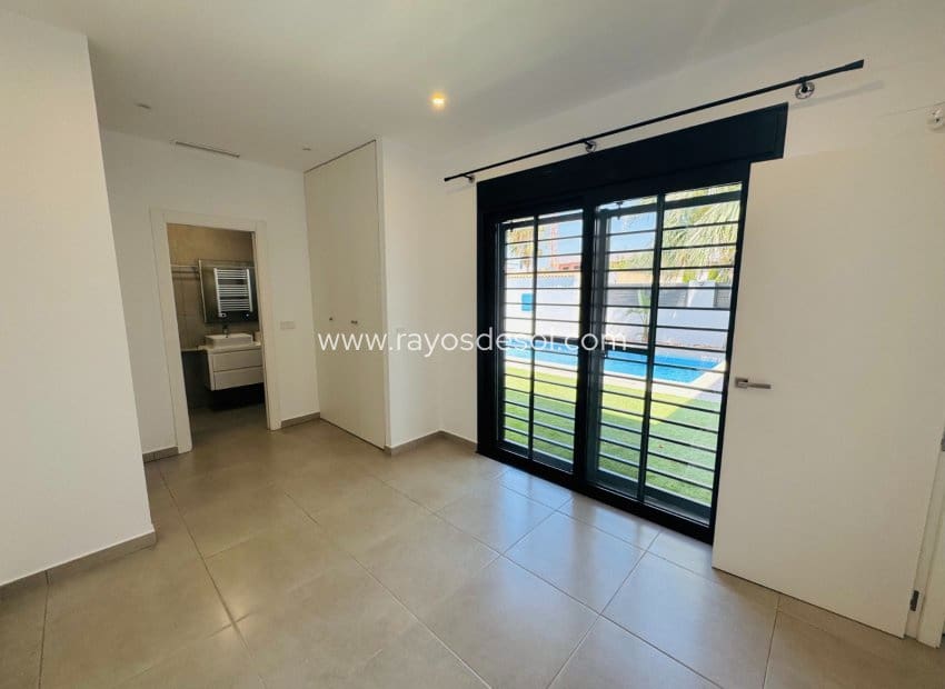 3 Zimmer Villa zu verkaufen in Lo Pagan mit Pool - 550.000 € (Ref: 9935311)