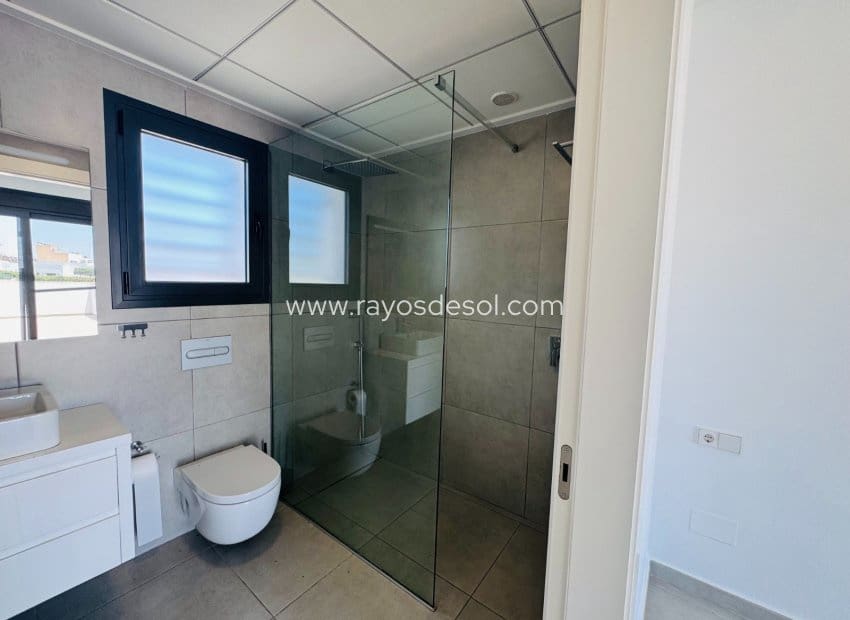 3 Zimmer Villa zu verkaufen in Lo Pagan mit Pool - 550.000 € (Ref: 9935311)