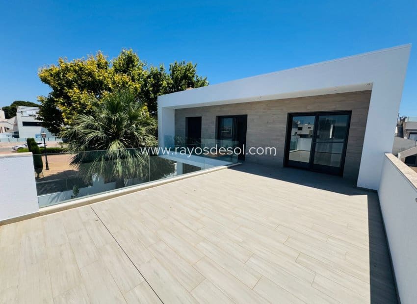 3 bedroom Villa for sale in Lo Pagan with pool - € 550,000 (Ref: 9935311)