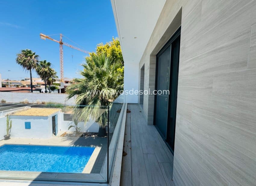 3 bedroom Villa for sale in Lo Pagan with pool - € 550,000 (Ref: 9935311)