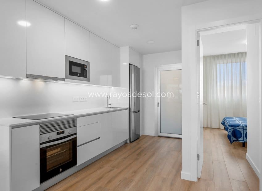2 soverom Leilighet til salgs i Los Dolses med svømmebasseng - € 279 000 (Ref: 9935312)