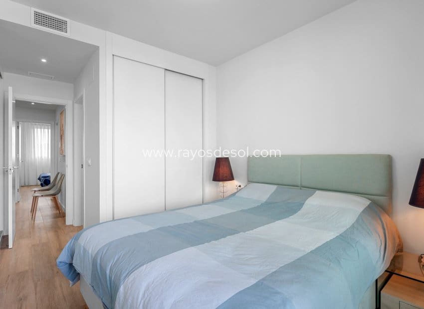 2 soverom Leilighet til salgs i Los Dolses med svømmebasseng - € 279 000 (Ref: 9935312)