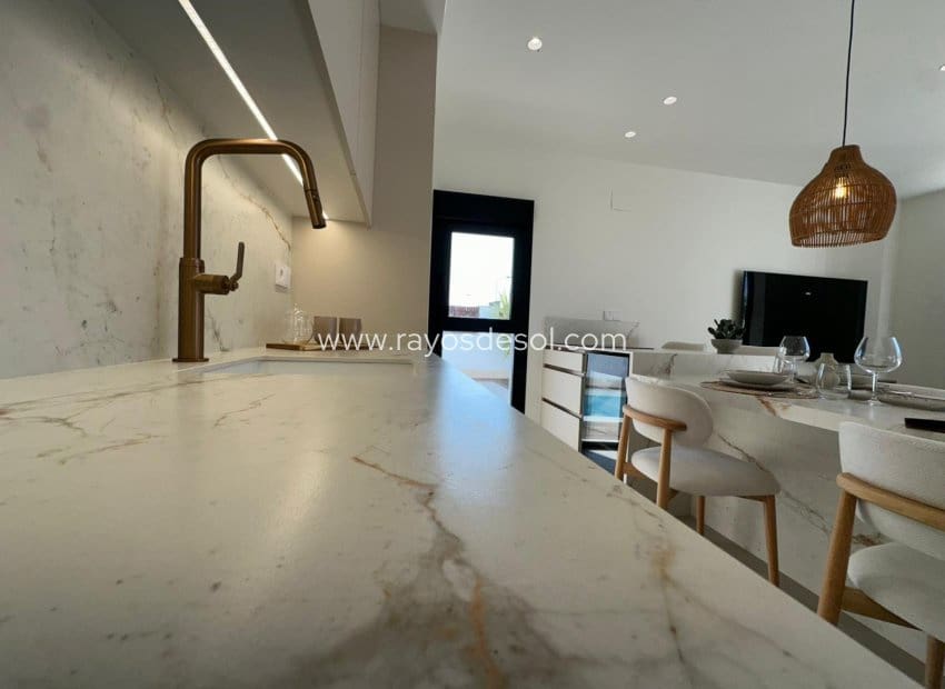 2 sovrum Hus till salu i Santiago de la Ribera med pool - 444 500 € (Ref: 9935313)