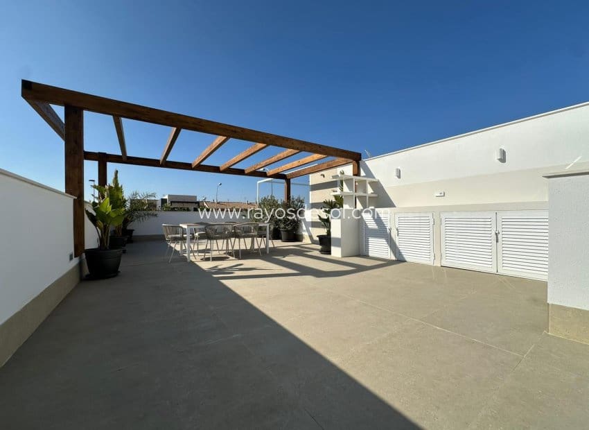 2 sovrum Hus till salu i Santiago de la Ribera med pool - 444 500 € (Ref: 9935313)