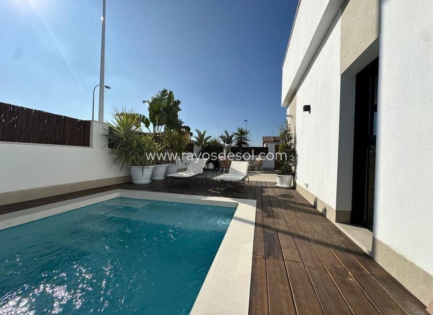 2 sovrum Hus till salu i Santiago de la Ribera med pool - 444 500 € (Ref: 9935313)