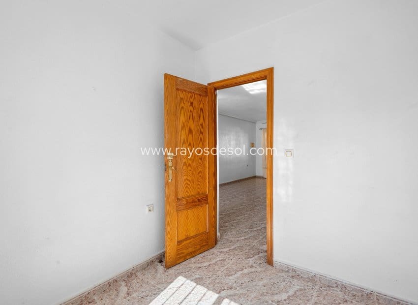 3 quarto Casa em Banda para venda em Filipinas com piscina - 189 000 € (Ref: 9935314)