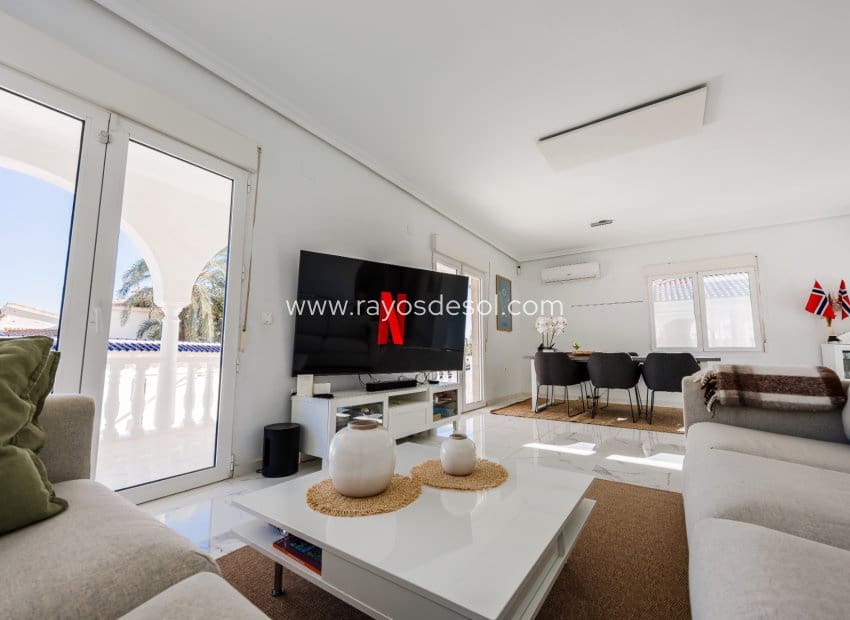 5 quarto Moradia para venda em Rojales com piscina - 590 000 € (Ref: 9940739)