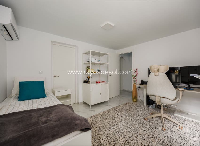 5 quarto Moradia para venda em Rojales com piscina - 590 000 € (Ref: 9940739)