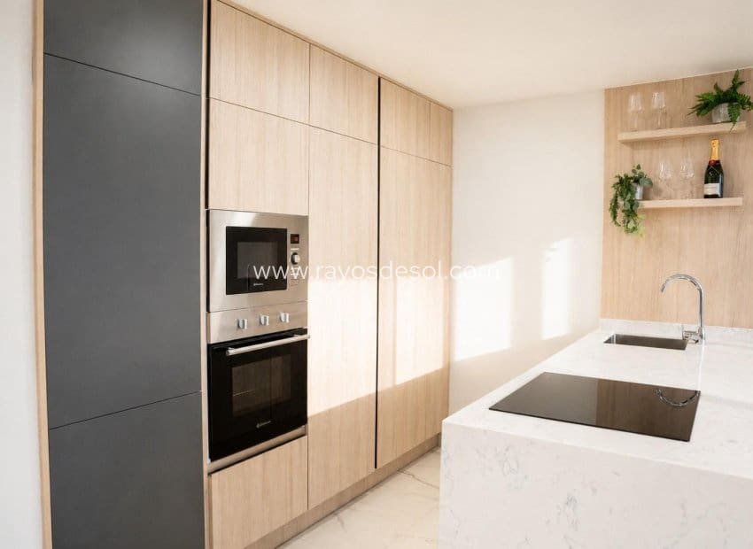 2 bedroom Apartment for sale in Ciudad Quesada with pool - € 314,000 (Ref: 9940741)