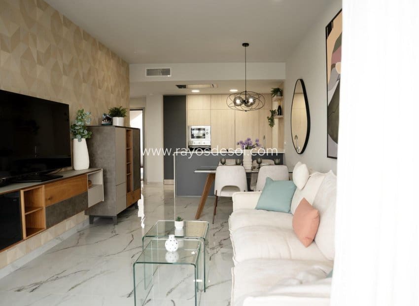 2 bedroom Apartment for sale in Ciudad Quesada with pool - € 314,000 (Ref: 9940741)