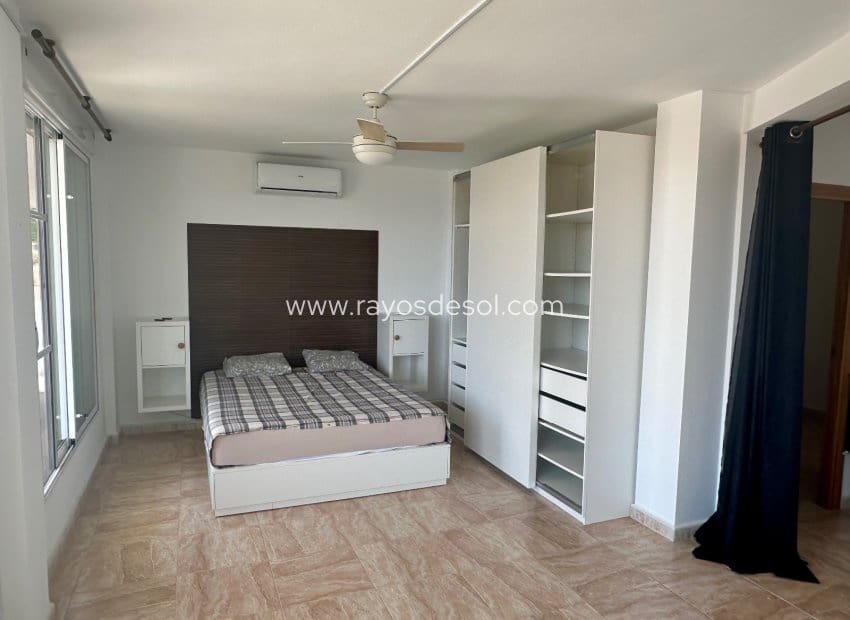 3 slaapkamer Appartement te koop in Ciudad Quesada met zwembad - € 205.000 (Ref: 9940742)