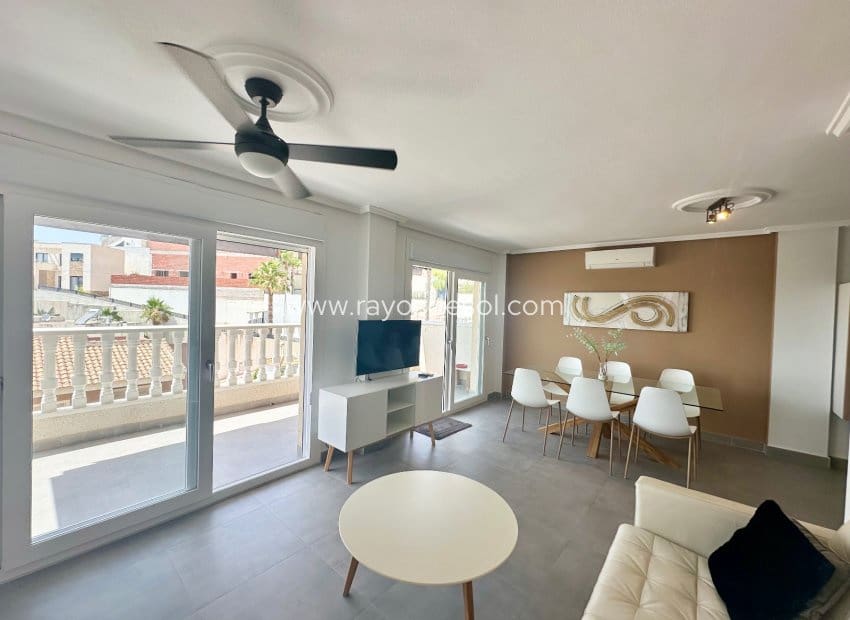 3 slaapkamer Appartement te koop in Ciudad Quesada met zwembad - € 205.000 (Ref: 9940742)