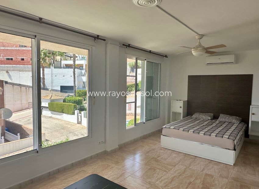 3 slaapkamer Appartement te koop in Ciudad Quesada met zwembad - € 205.000 (Ref: 9940742)