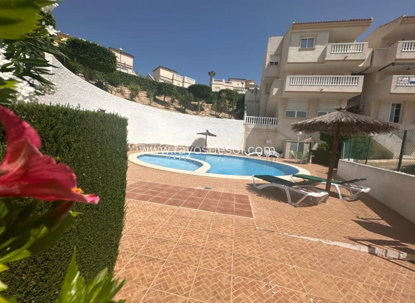3 slaapkamer Appartement te koop in Ciudad Quesada met zwembad - € 205.000 (Ref: 9940742)