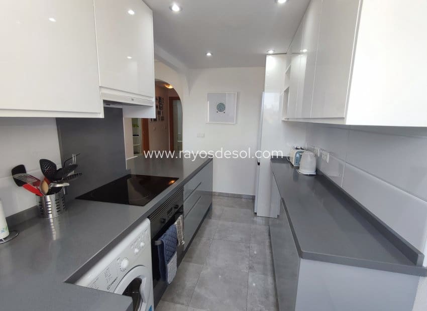 Apartamento de 2 habitaciones en Hacienda Riquelme en venta con piscina - 224.995 € (Ref: 9940743)