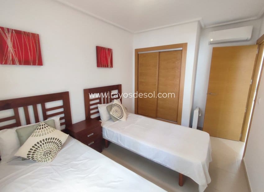 Apartamento de 2 habitaciones en Hacienda Riquelme en venta con piscina - 224.995 € (Ref: 9940743)