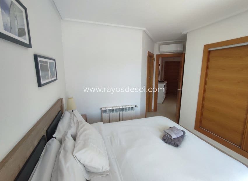 Apartamento de 2 habitaciones en Hacienda Riquelme en venta con piscina - 224.995 € (Ref: 9940743)